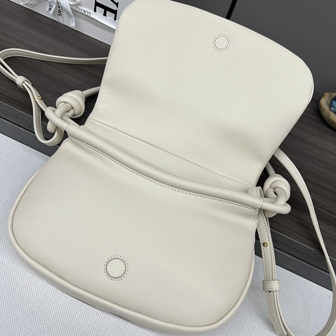 Youthful Loewe Flamenco Bags 67227