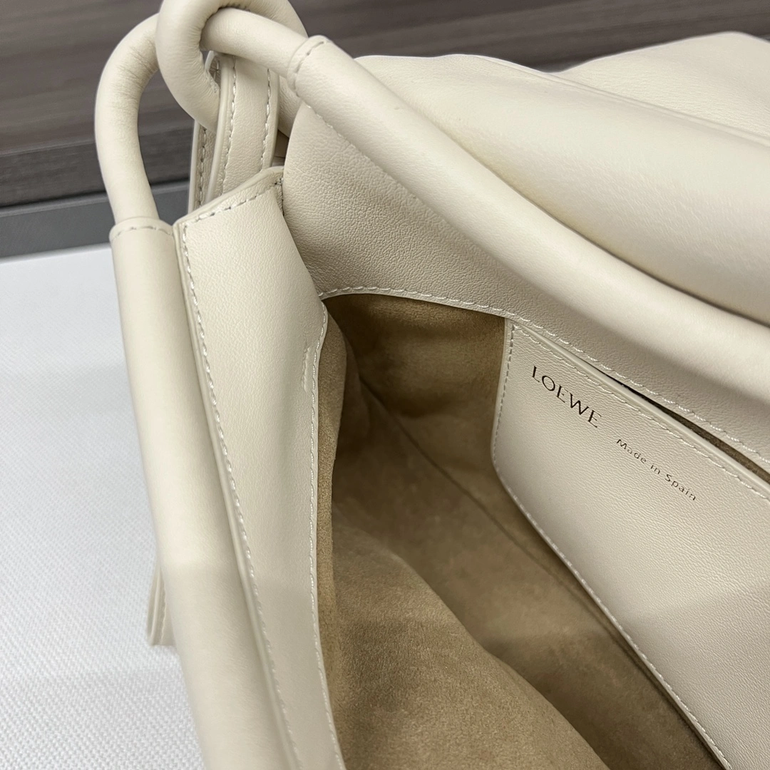 Youthful Loewe Flamenco Bags 67227