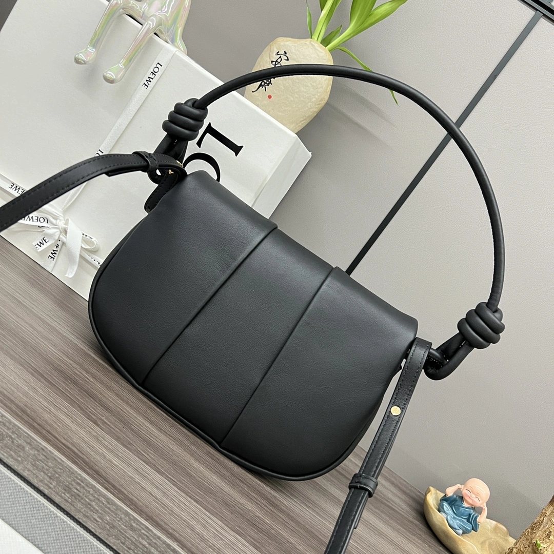 Breathable Loewe Flamenco Bags 67226
