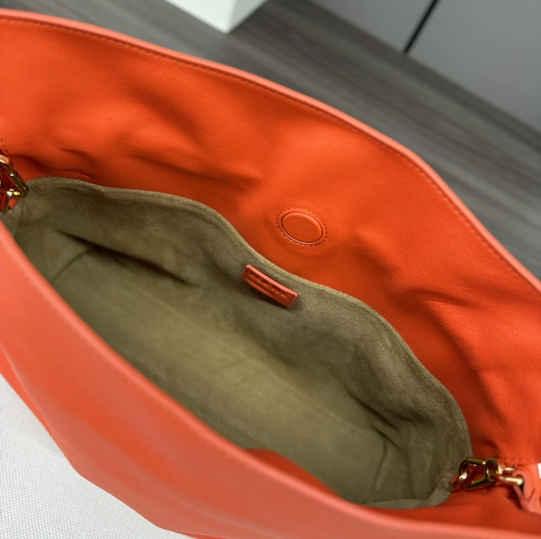 Resilient Loewe Flamenco Bags 67220