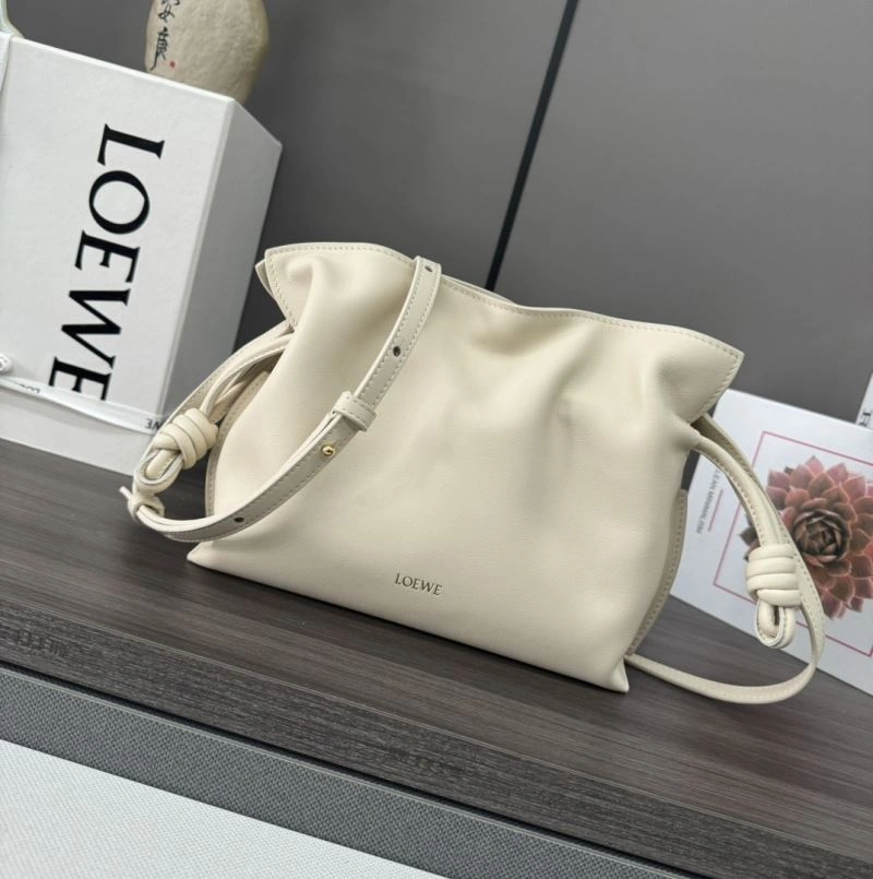 Loewe Flamenco Bags Sleek 61656