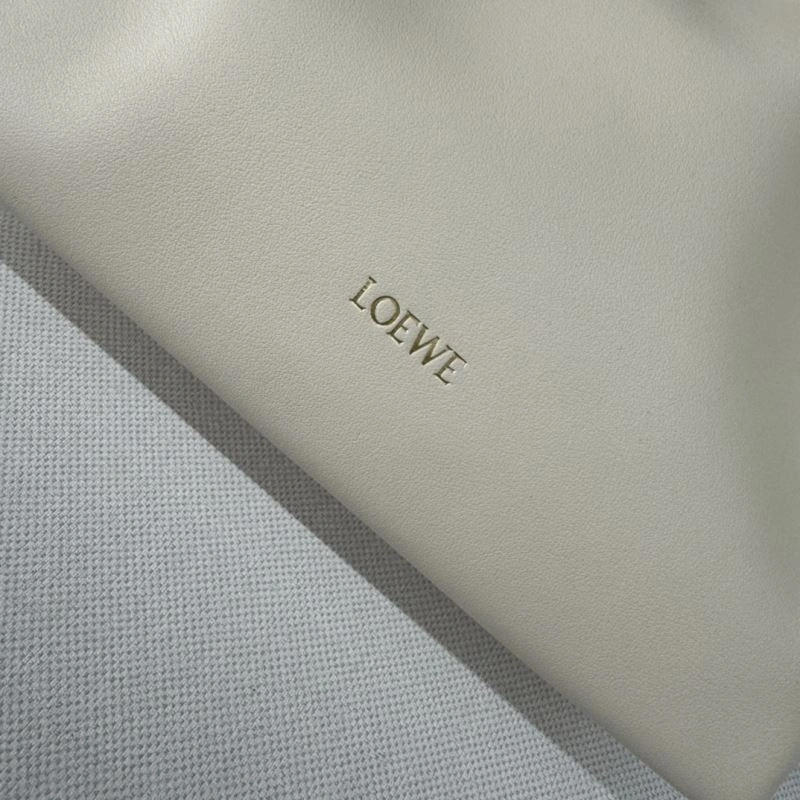 Loewe Flamenco Bags Sleek 61656