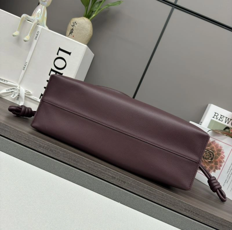 WellDesigned Loewe Flamenco Bags 61650