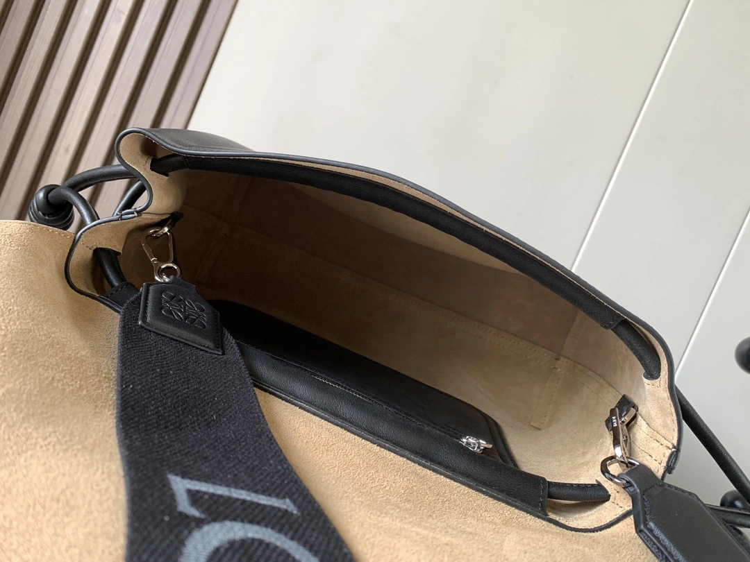 Loewe Flamenco Bags Upgraded 71969