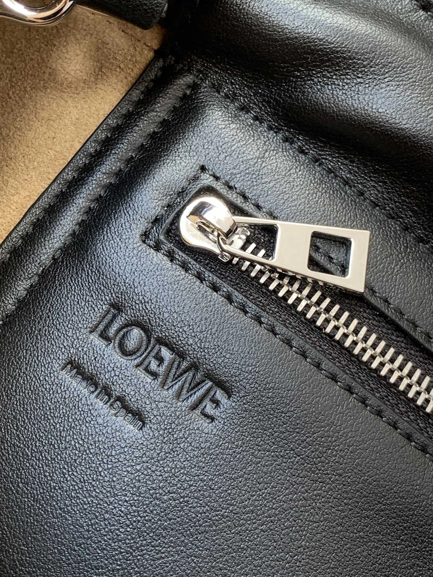 Loewe Flamenco Bags Upgraded 71969
