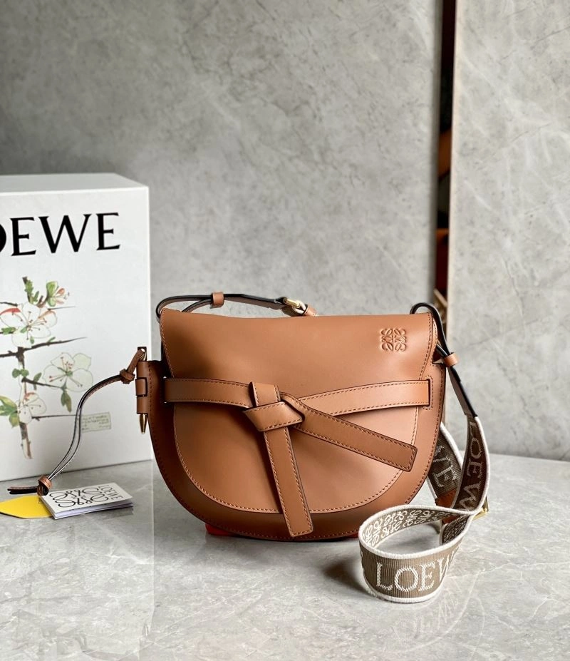 Loewe Gate Bags Cozy 58474