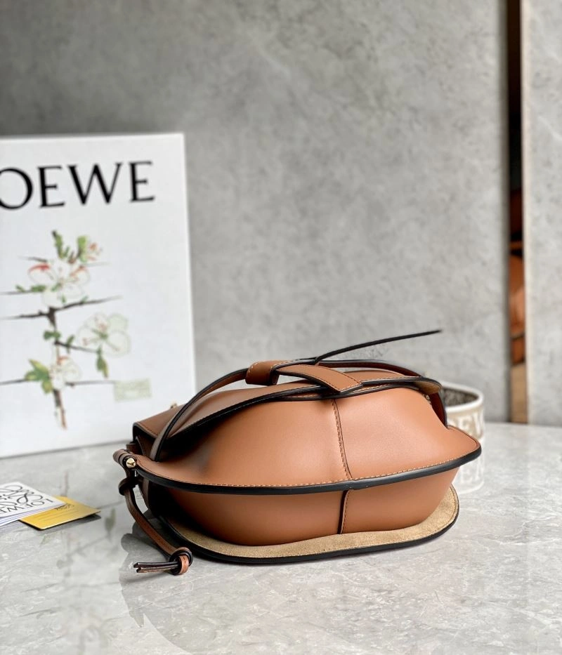 Loewe Gate Bags Cozy 58474