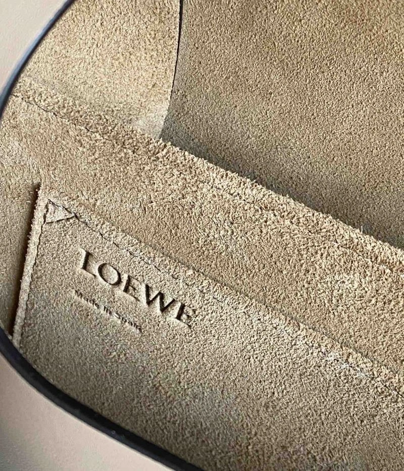 Loewe Gate Bags Breathable 58470