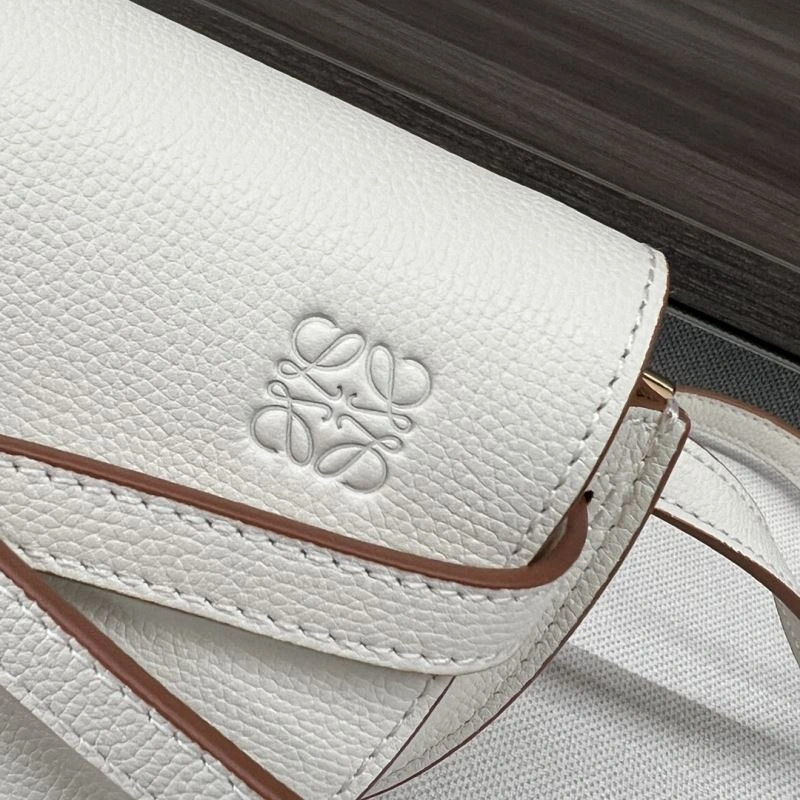 Loewe Gate Bags Effortless 77403