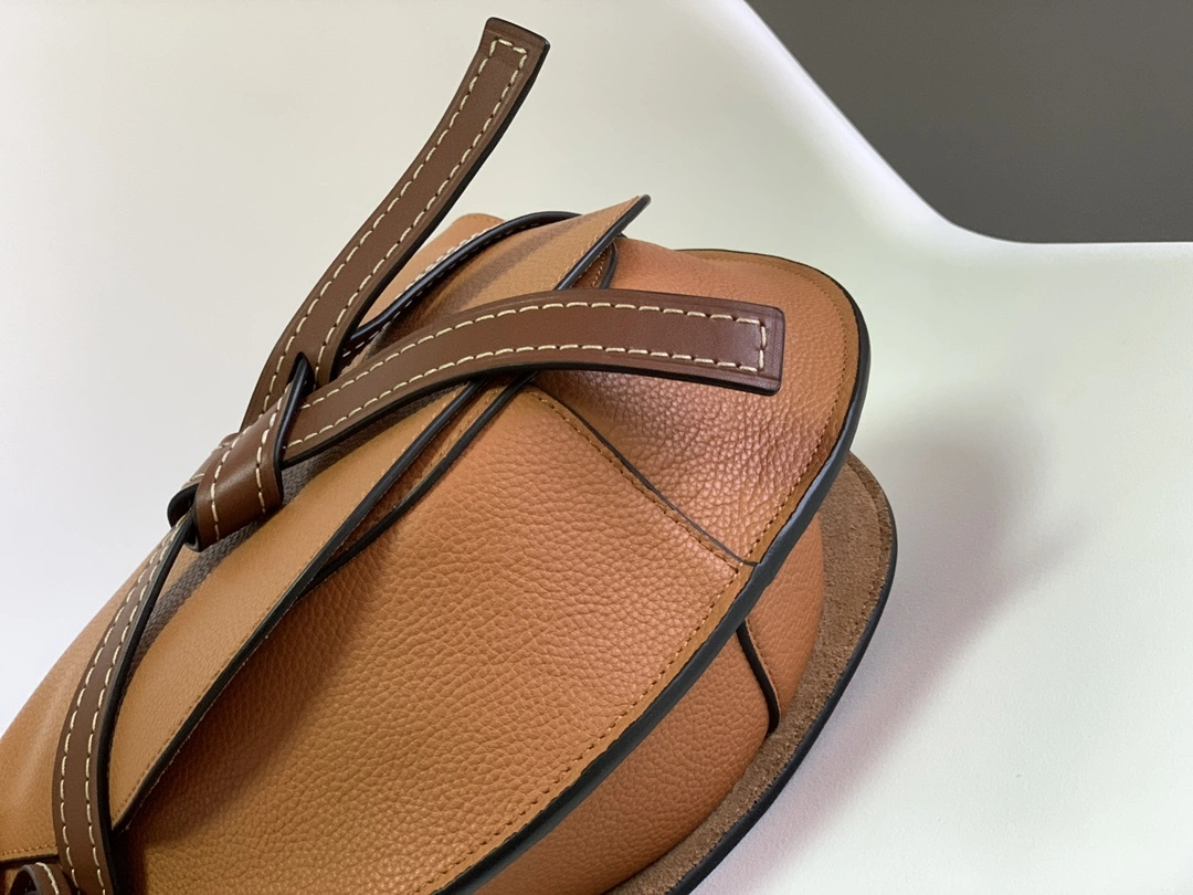 TravelReady Loewe Gate Bags 72139