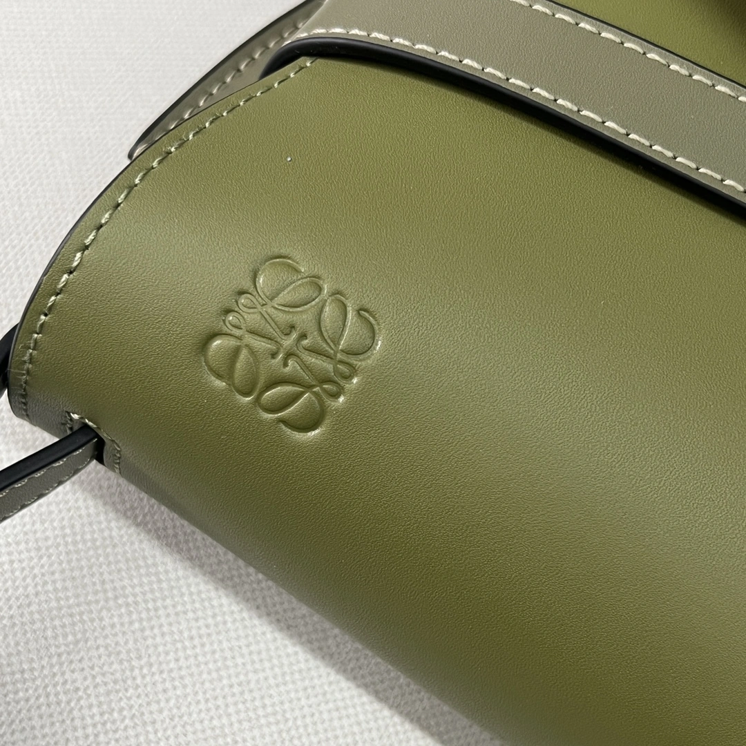 Loewe Gate Bags Premium 67218