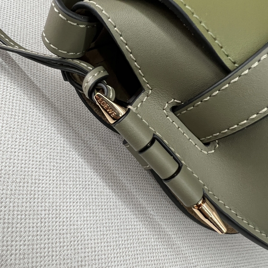 Loewe Gate Bags Premium 67218