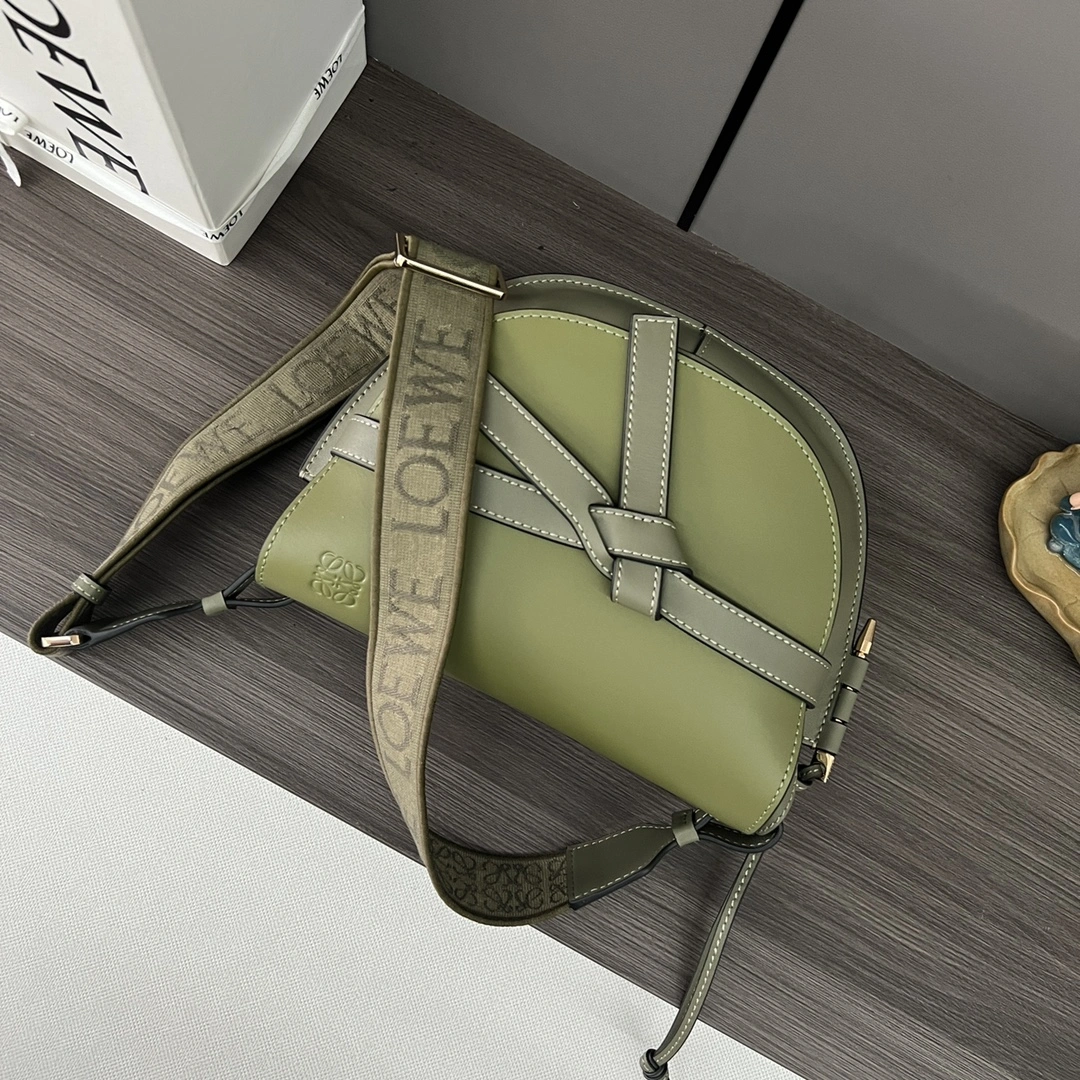 Loewe Gate Bags Premium 67218