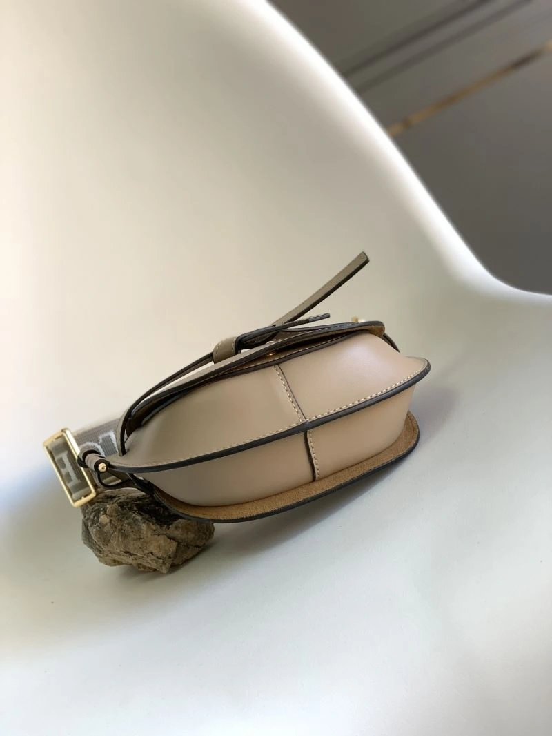 Loewe Gate Bags Sleek 61597