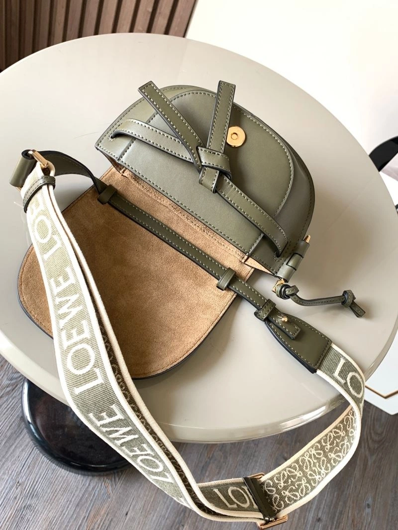 Loewe Gate Bags Sleek 73230