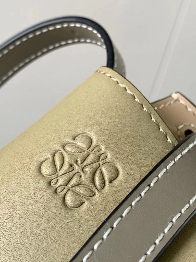 Loewe Gate Bags FreshLook 73174