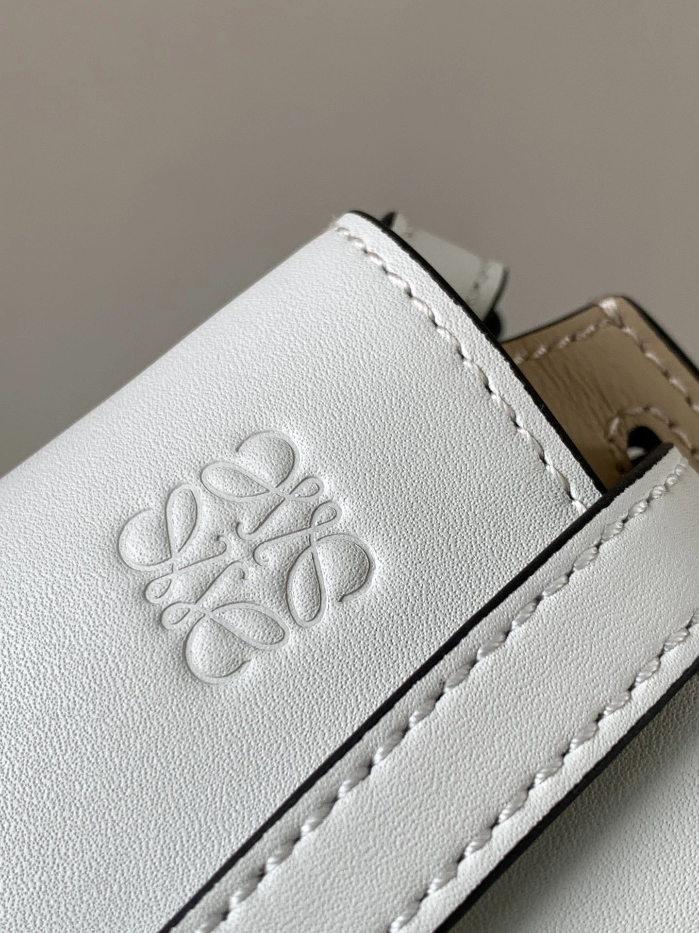 Durable Loewe Gate Bags 71971