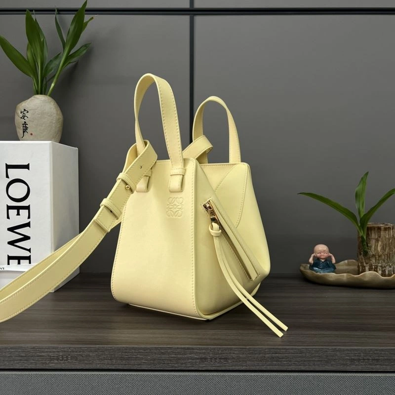 ComfortFit Loewe Hammock Bags 77396