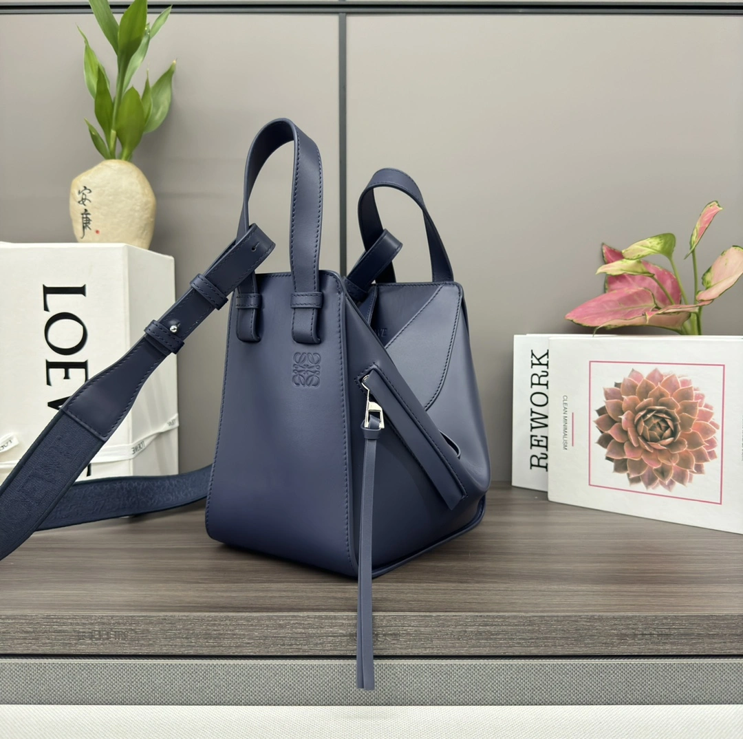 Loewe Hammock Bags Practical 72144