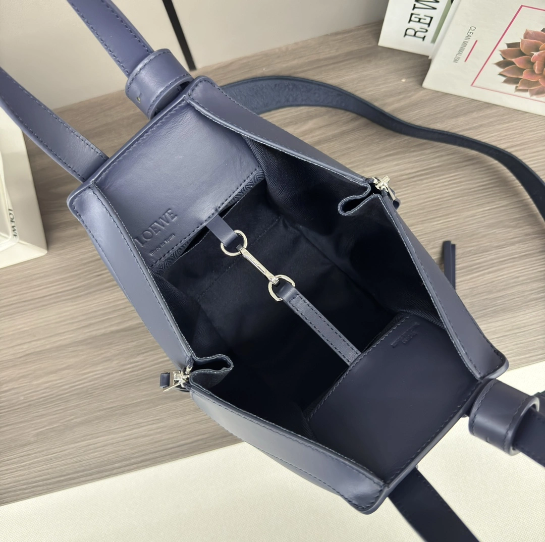 Loewe Hammock Bags Practical 72144
