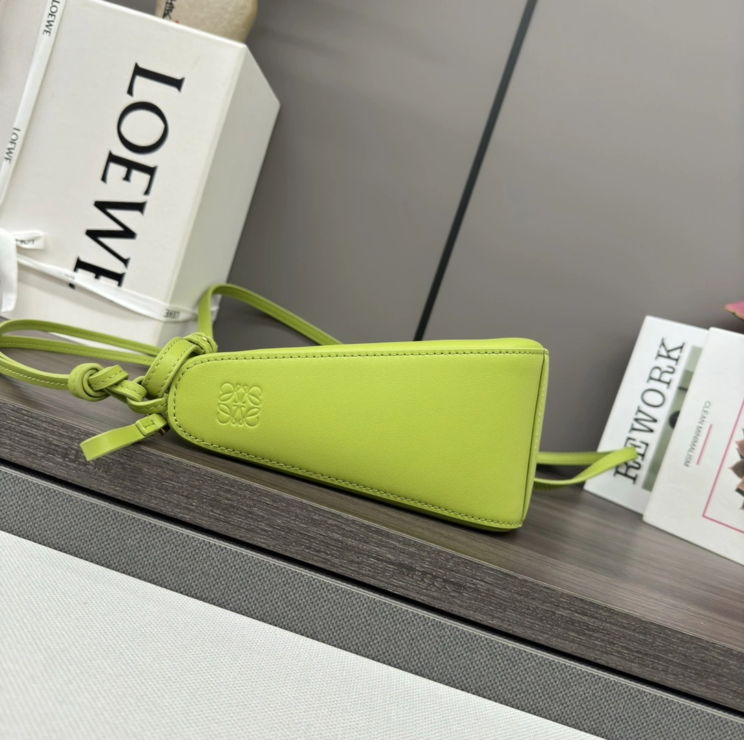 Loewe Hammock Bags Stylish 72143