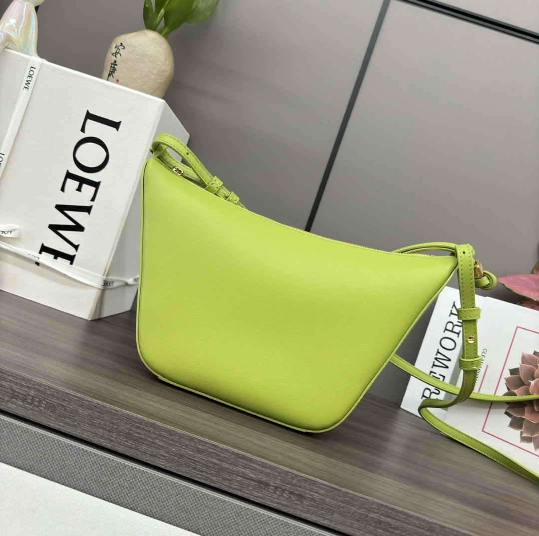 Loewe Hammock Bags Stylish 72143
