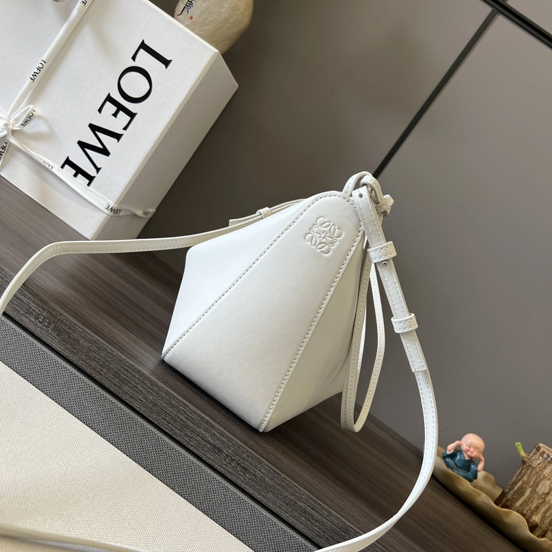 Vibrant Loewe Hammock Bags 67214