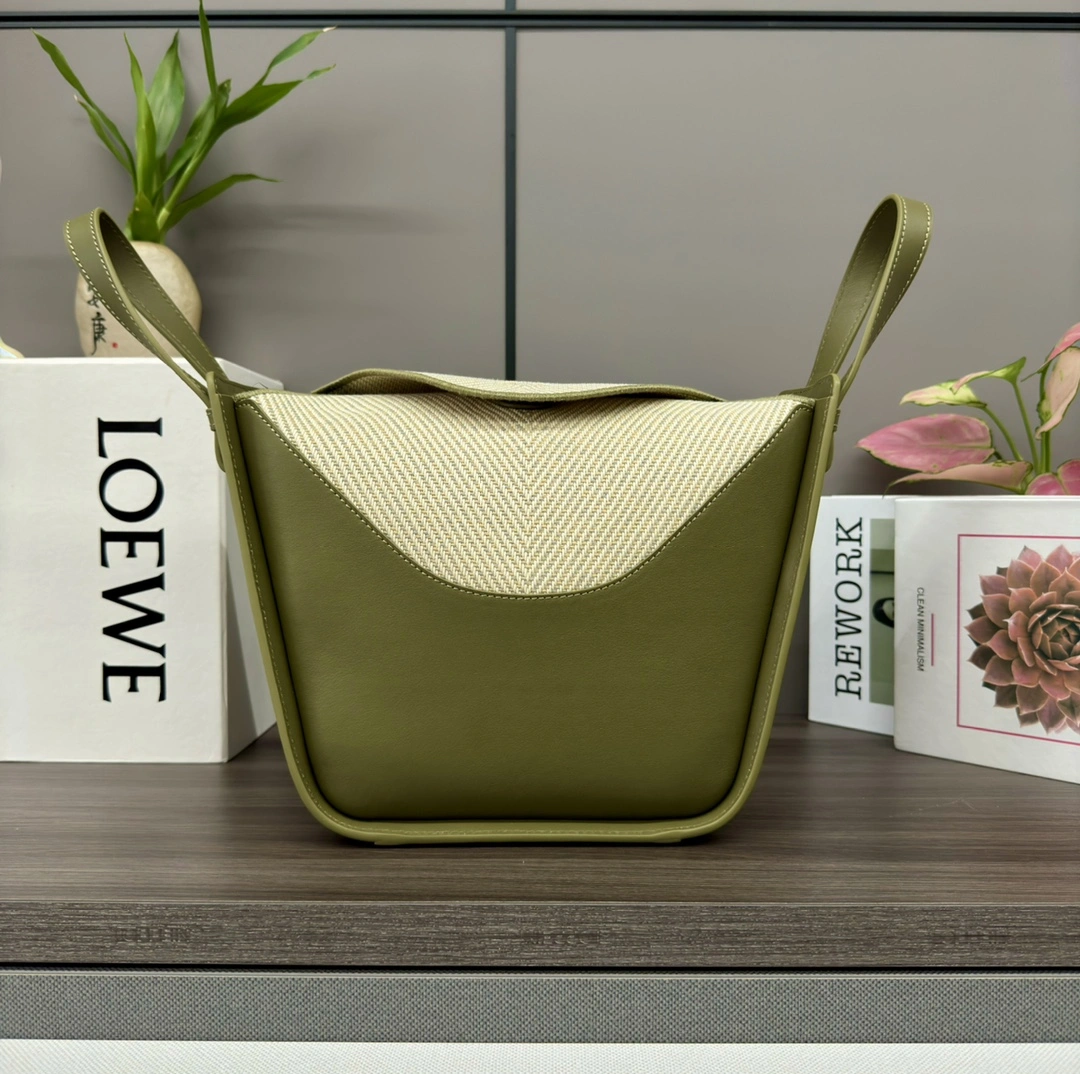 Loewe Hammock Bags EyeCatching 67197