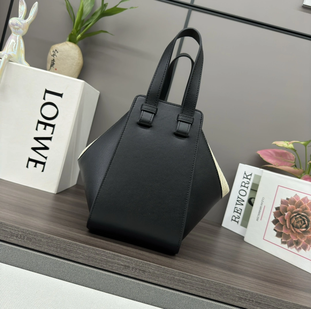 Loewe Hammock Bags Supportive 67195