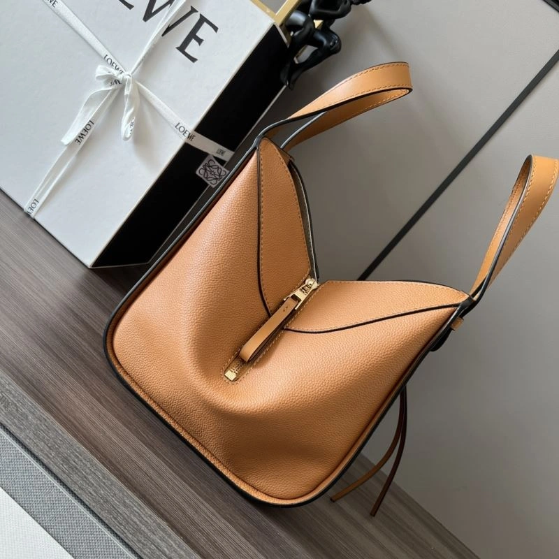 Loewe Hammock Bags Snug 61582