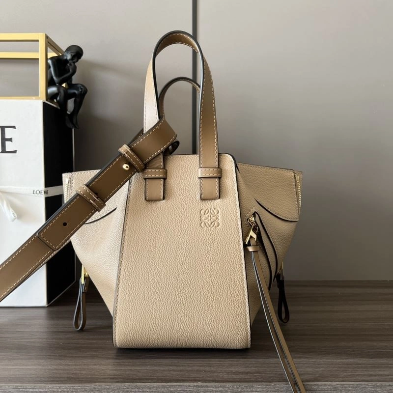 Snug Loewe Hammock Bags 61581