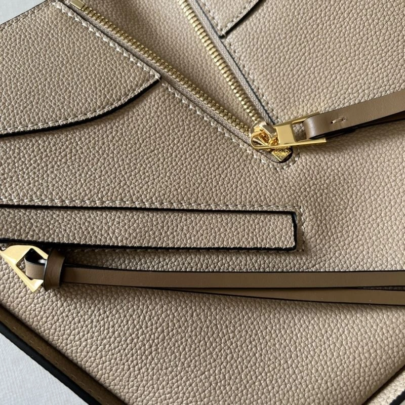 Snug Loewe Hammock Bags 61581