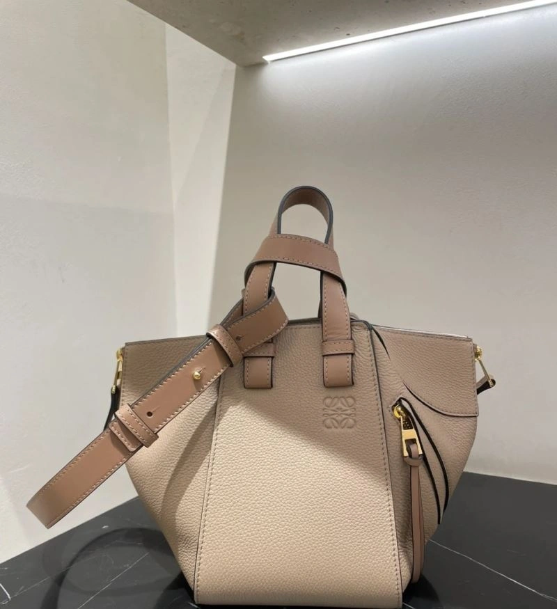 Snug Loewe Hammock Bags 61581