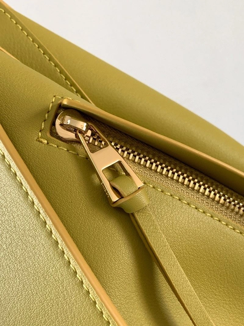 UrbanStyle Loewe Hammock Bags 73150