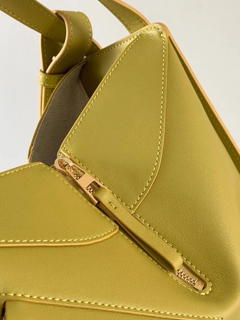 UrbanStyle Loewe Hammock Bags 73150