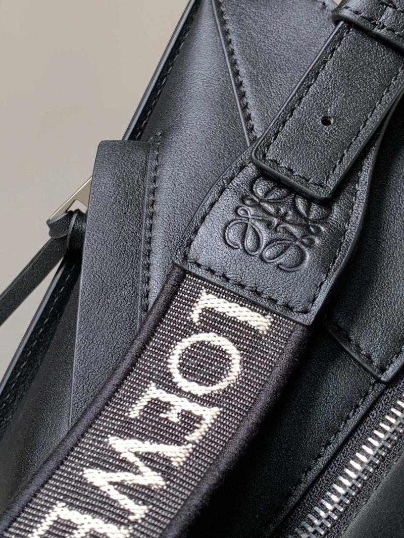 Loewe Hammock Bags SoftTouch 73156