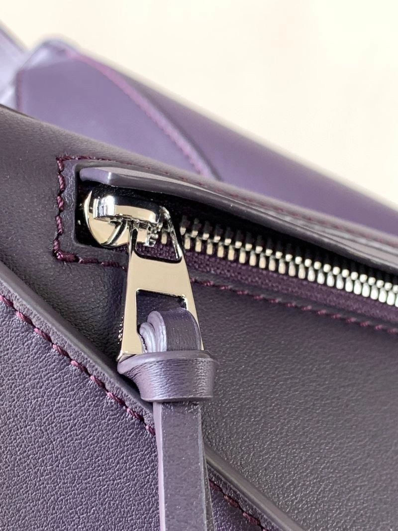 Loewe Hammock Bags FreshLook 73145