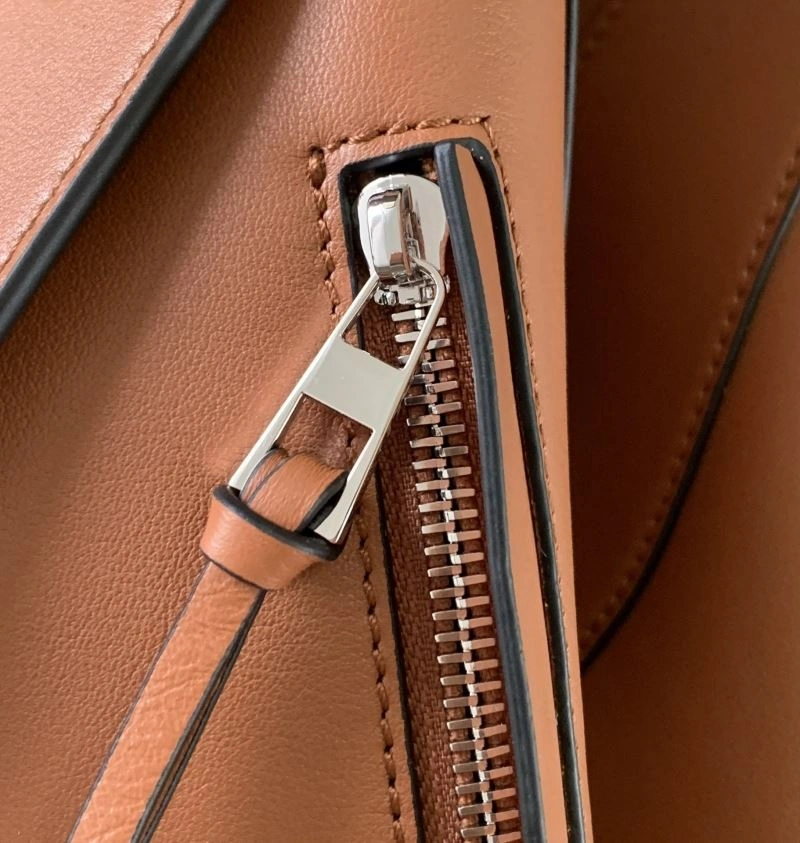 Loewe Hammock Bags EasyCare 73123