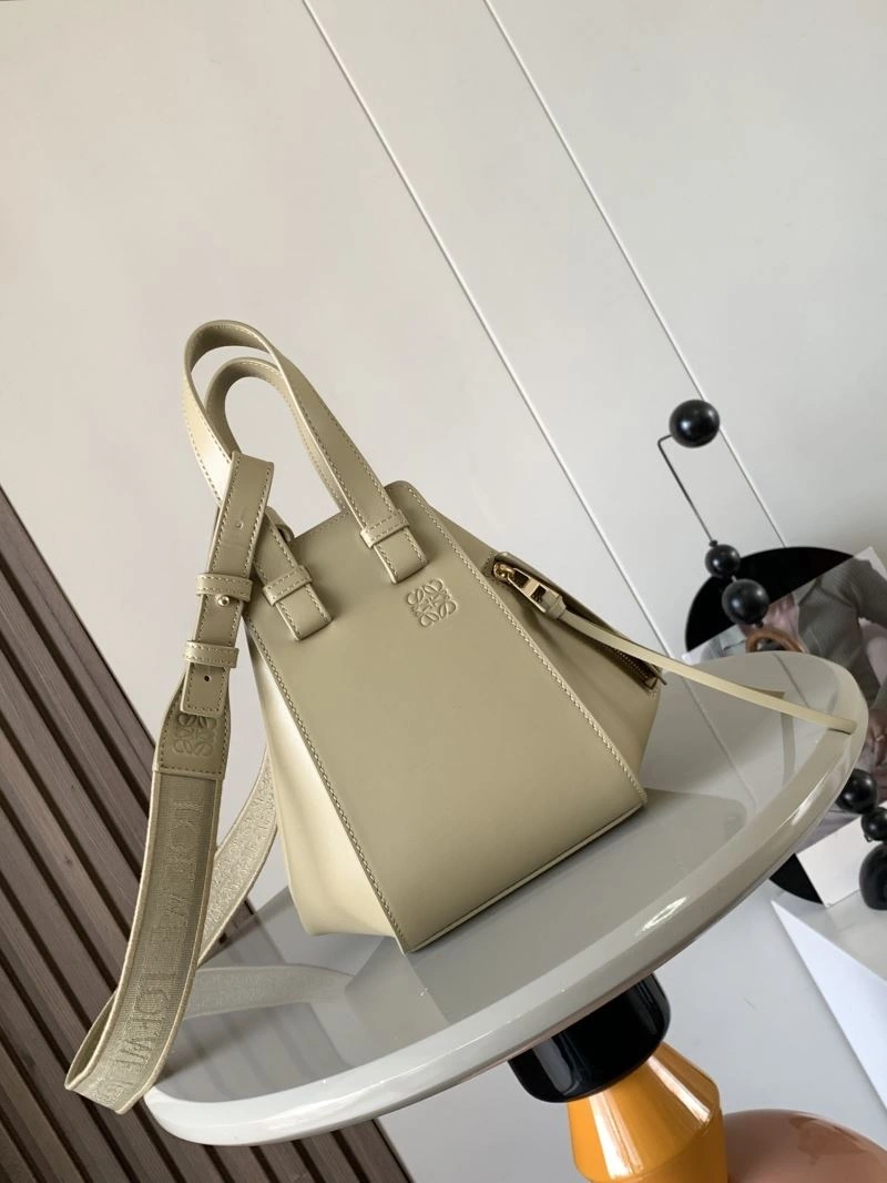 Bold Loewe Hammock Bags 73119