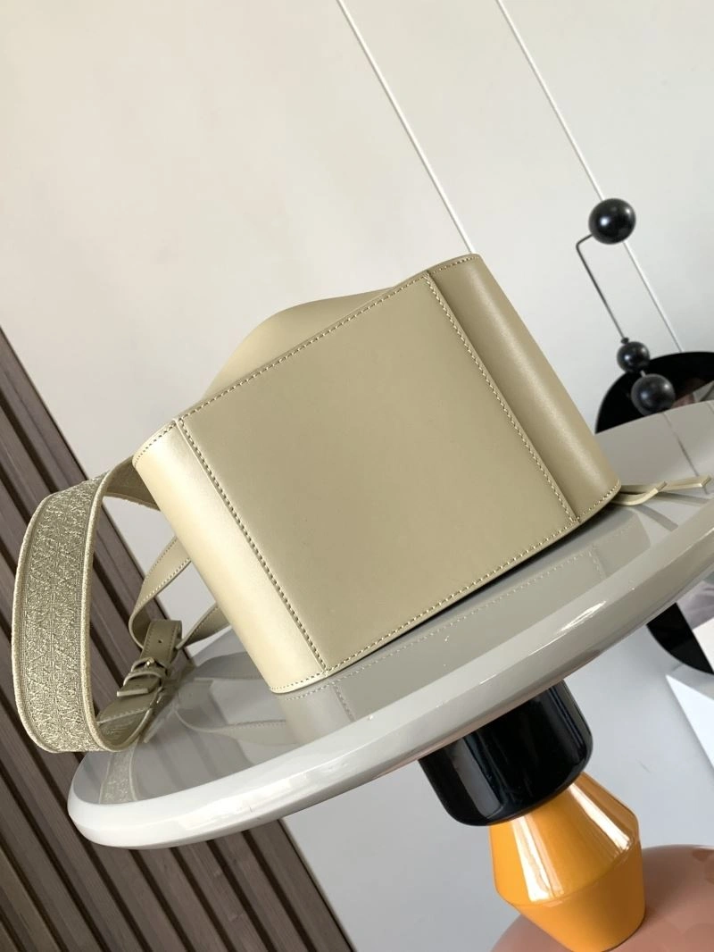 Bold Loewe Hammock Bags 73119