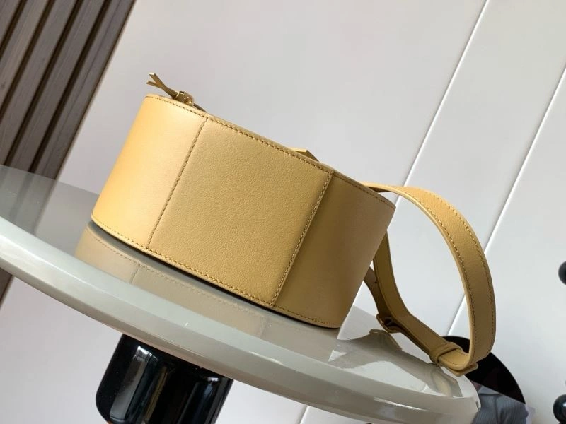 Chic Loewe Hammock Bags 61236