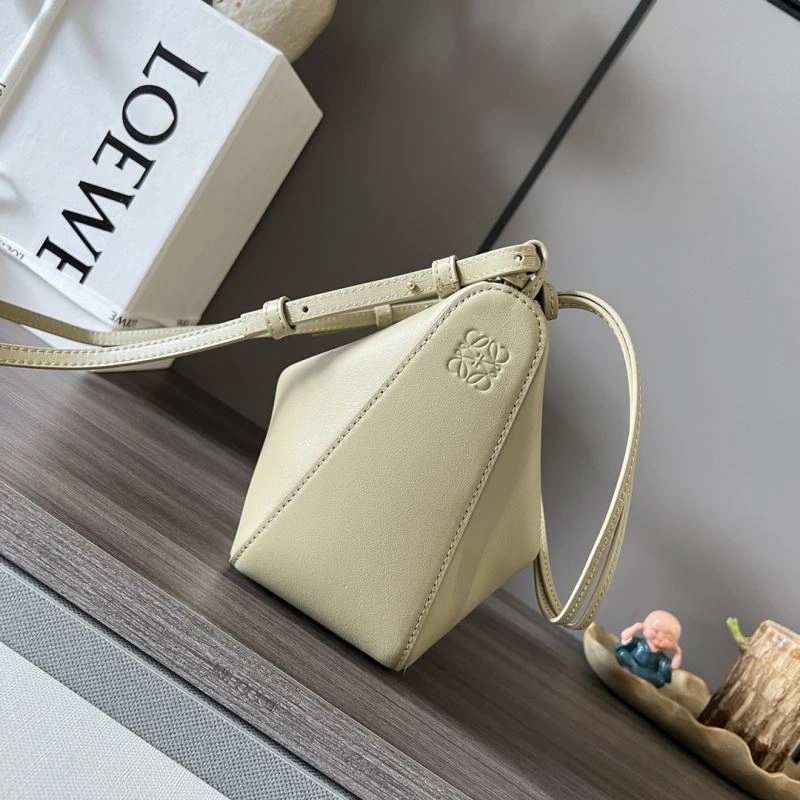BestValue Loewe Hobo Bags 58484
