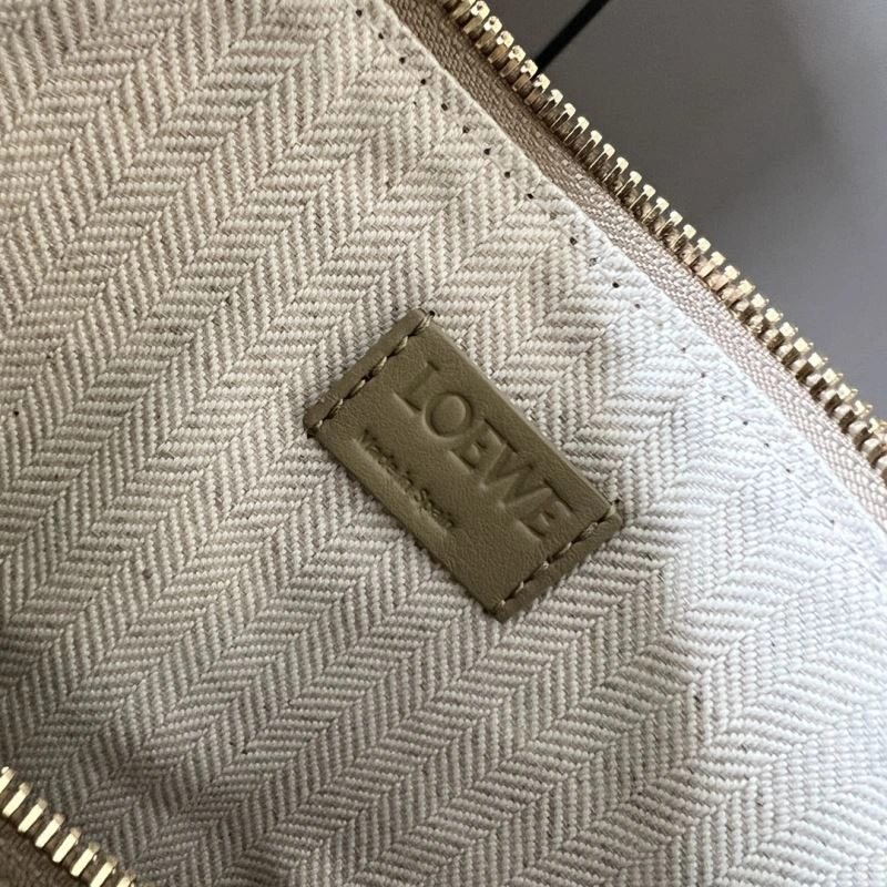 BestValue Loewe Hobo Bags 58484