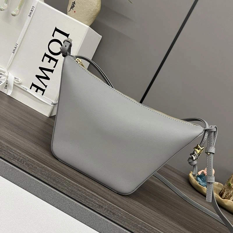 Sporty Loewe Hobo Bags 58483