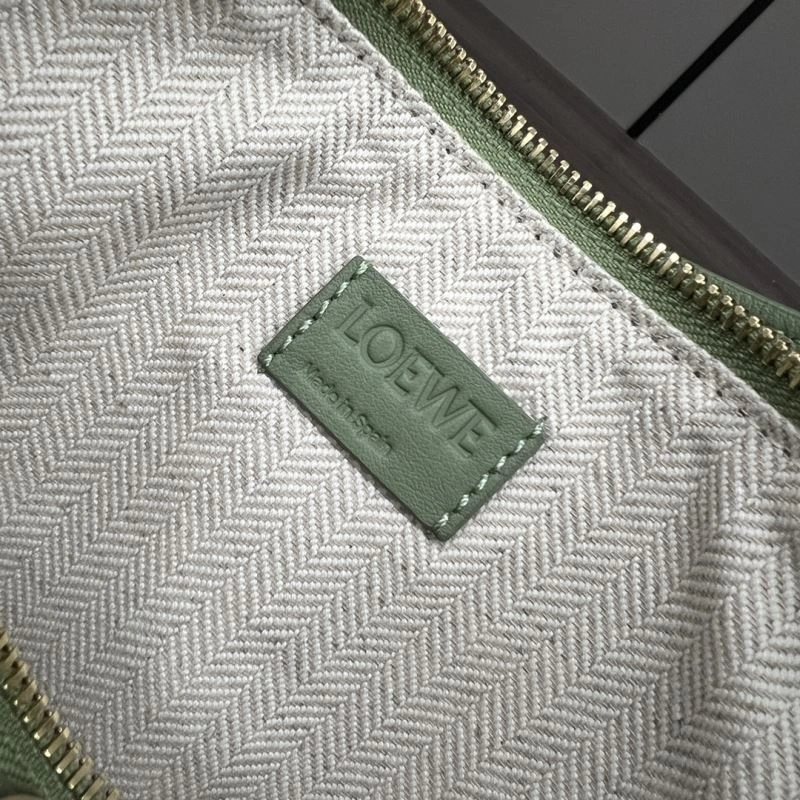Practical Loewe Hobo Bags 58449