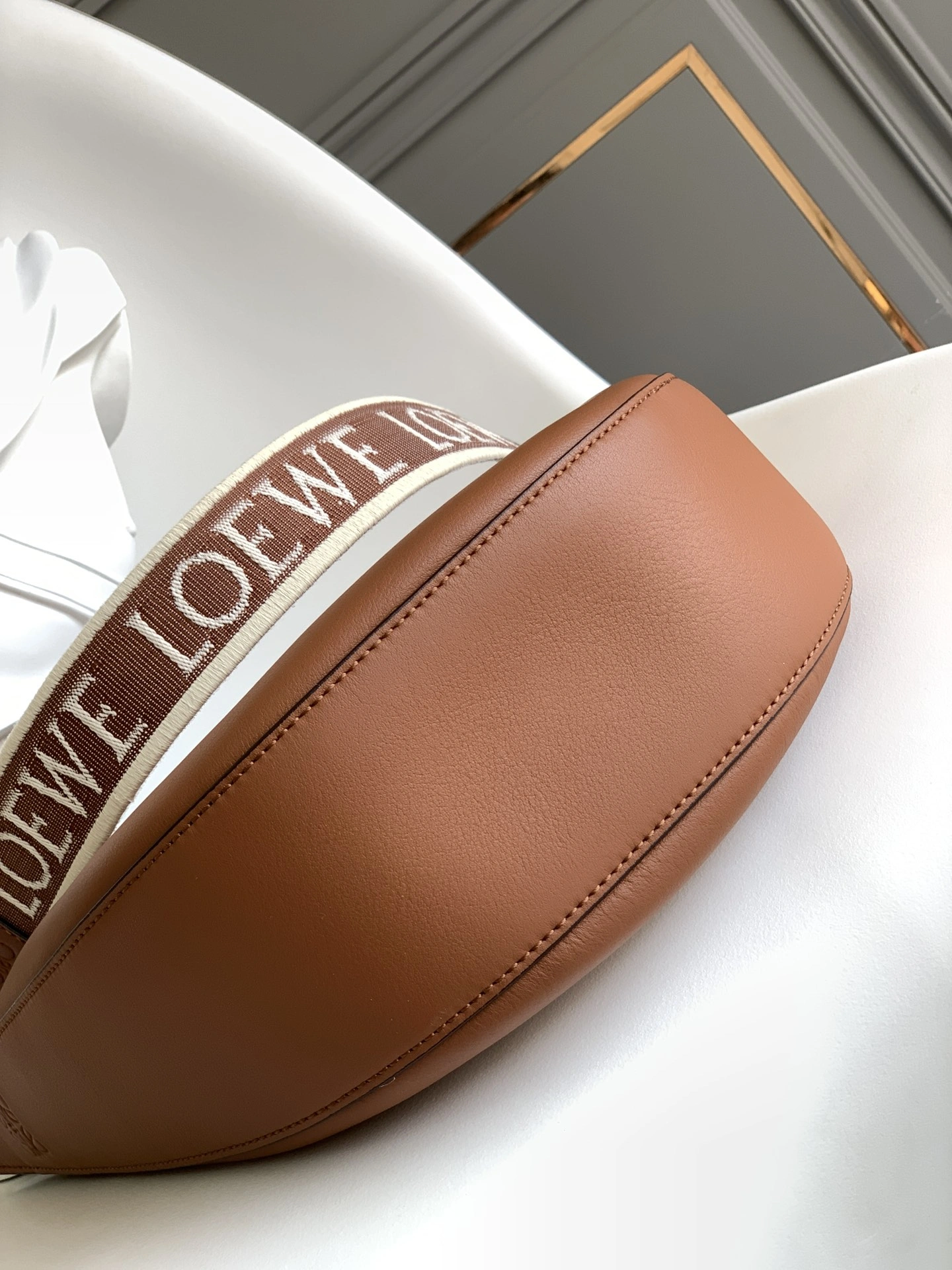 Thermal Loewe Hobo Bags 72171