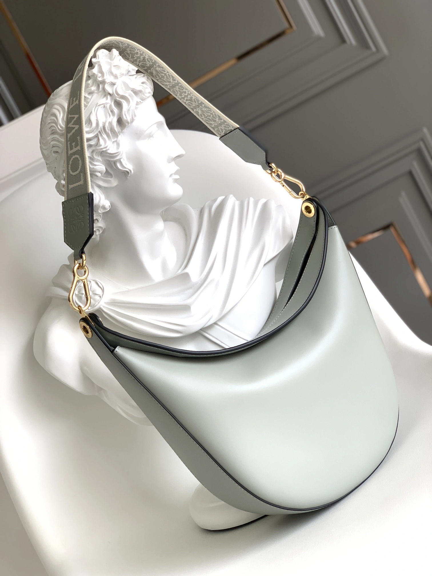Loewe Hobo Bags ModernLook 72142