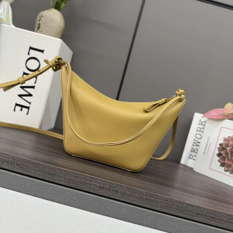 Breathable Loewe Hobo Bags 61611