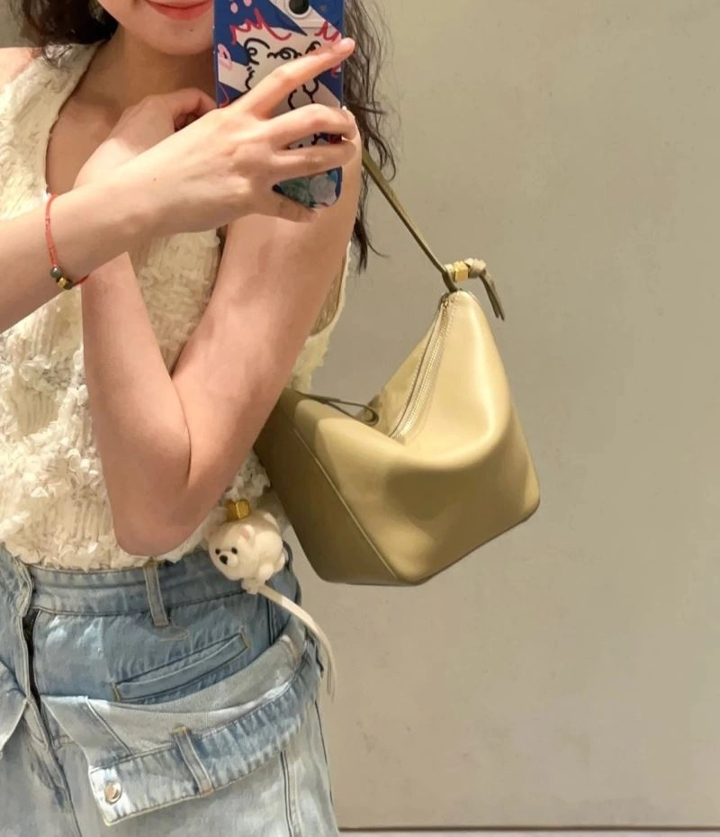 OdorResistant Loewe Hobo Bags 61608
