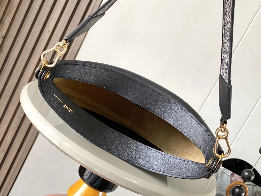 Casual Loewe Hobo Bags 71955